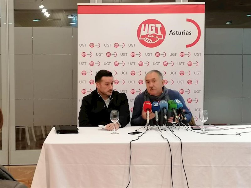 ep javier fernandez lanero y pepe alvarez en rueda de prensa