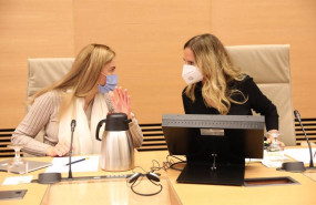 ep la comisaria europea responsable de energia kadri simson i conversa con la presidenta de la