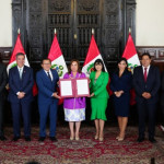 ep la presidenta de peru dina boluarte durante la ceremonia de firma de la ley general de turismo ep la presidenta de peru dina boluarte durante la ceremonia de firma de la ley general de turismo