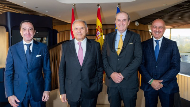 ep pie de foto de izq a dcha alberto del cid ceo de inversis luis lada presidente de inversis yves ep pie de foto de izq a dcha alberto del cid ceo de inversis luis lada presidente de inversis yves