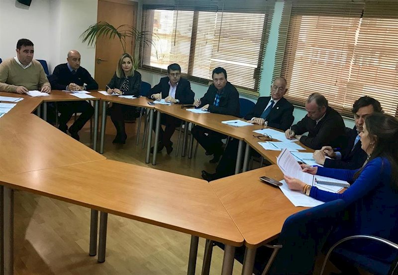 ep reunion de los regantes de almeria con cargos del pp