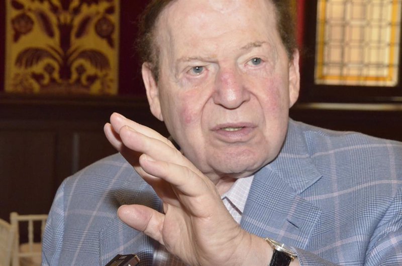 Muere Sheldon Adelson, el magnate de los casinos que quiso crear Eurovegas