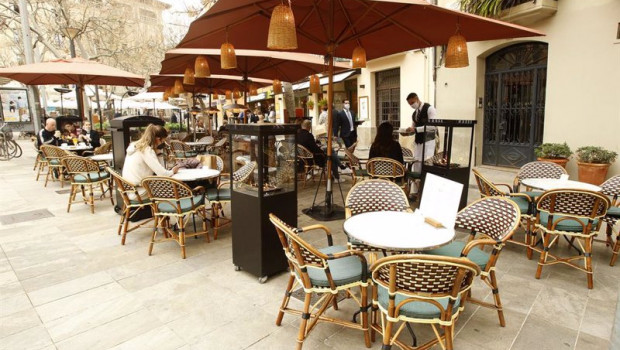 ep terraza de una cafeteria en palma de mallorca