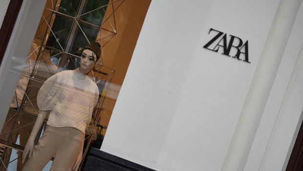 ep tienda de zara cerrada un dia despues de que el gobierno anunciara las medidas de desescalada por