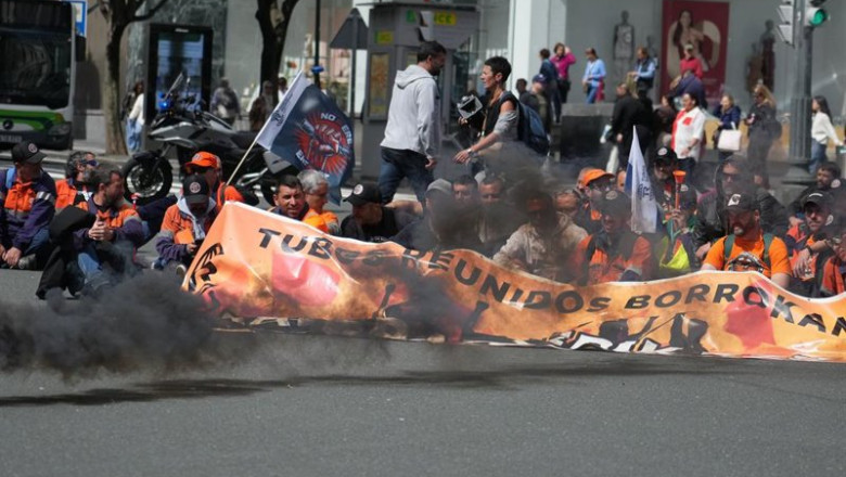 ep trabajadores de tubos reunidos se concentran a 5 de mayo de 2026 en bilbao