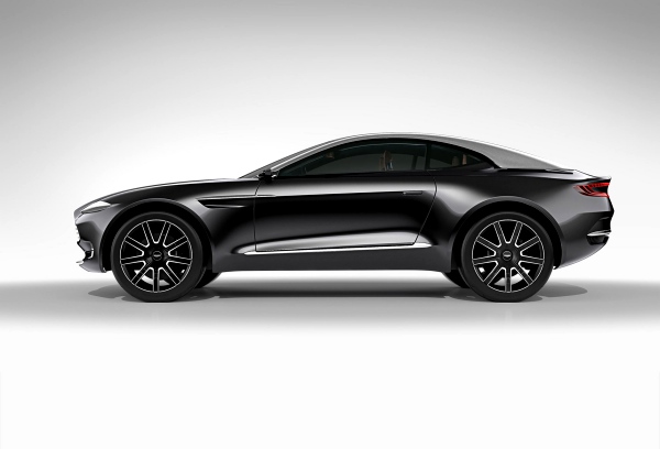 aston-martin-dbx