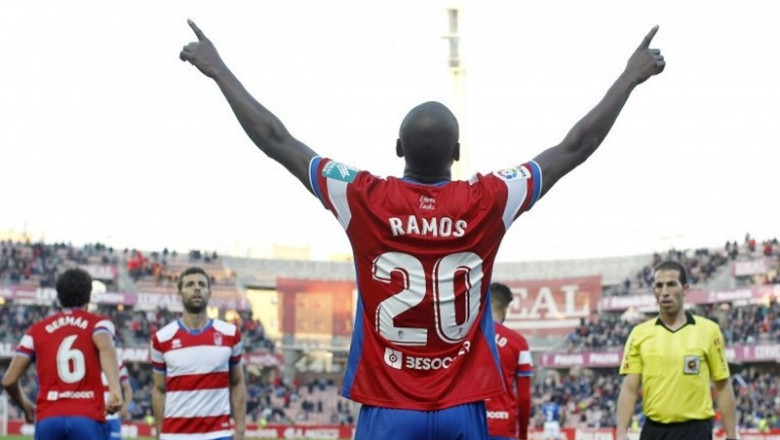 Adrián Ramos celebra un gol con el Granada | LALIGA - Archivo ep adrian ramos celebragolgranada 20190802213902