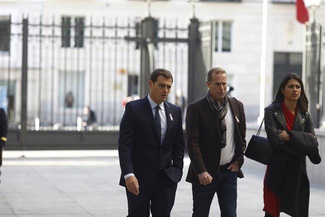 Albert Rivera a las puertas del Congreso | EUROPA PRESS ep albert riveralas puertascongreso