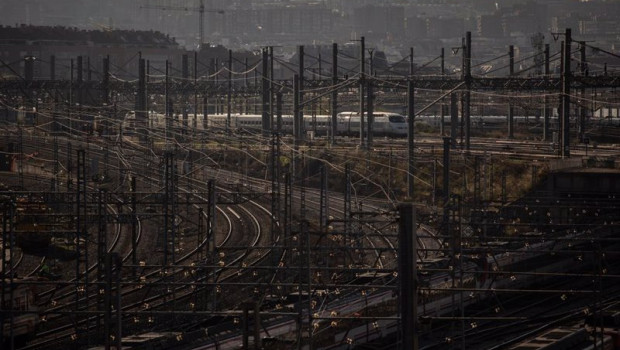 ep archivo vista general de las vias de la estacion de atocha almudena grandes a 26 de marzo de ep archivo vista general de las vias de la estacion de atocha almudena grandes a 26 de marzo de