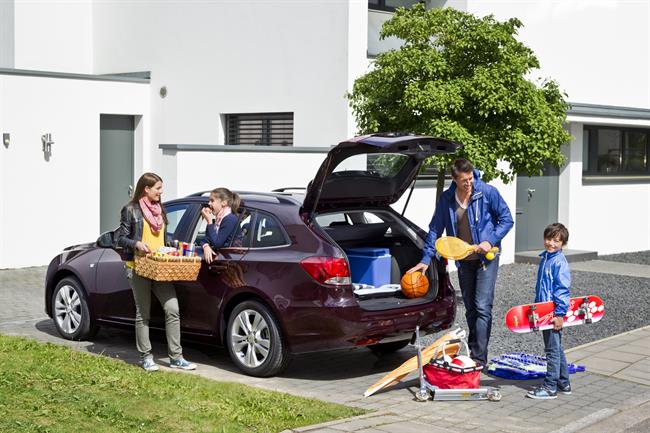Automóvil, familia, maletero, viaje, coche, vehículo, traslado, carga | CHEVROLET ep automovil familia maletero viaje coche vehiculo traslado carga