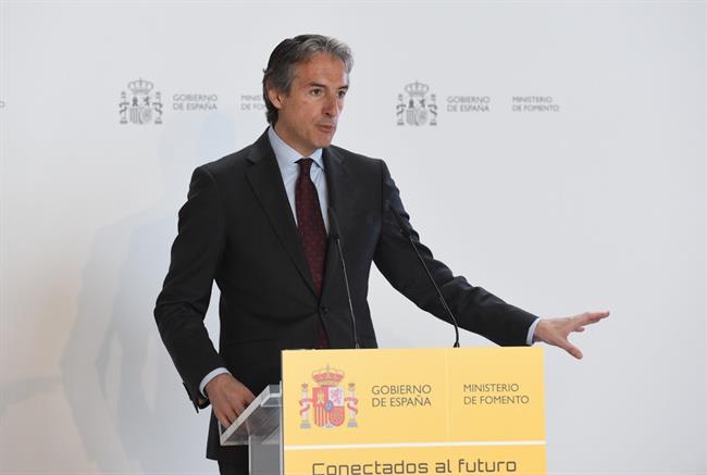 De la Serna presenta el plan inmobiliario de Madrid-Barajas | MINISTERIO DE FOMENTO ep deserna presentaplan inmobiliariomadrid-barajas
