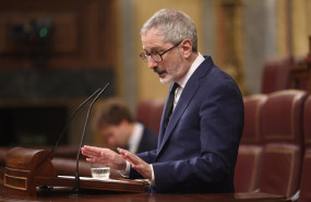 ep el diputado de sumar carlos martin urriza durante una sesion plenaria extraordinaria en el
