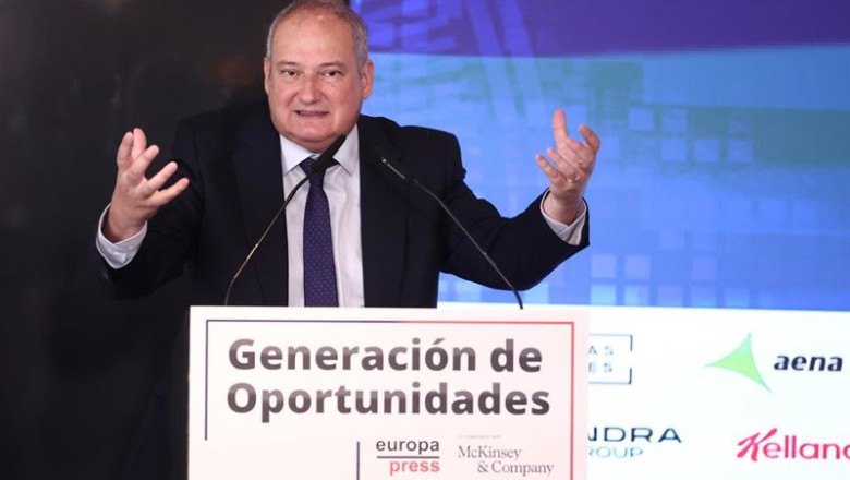 ep el ministro de industria y turismo jordi hereu participa en un encuentro del foro generacion de ep el ministro de industria y turismo jordi hereu participa en un encuentro del foro generacion de