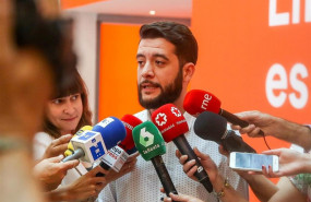 ep el numero dos de ciudadanosla comunidadmadrid cesar zafra atiendelos medioscomunicacionanalizaractualidad politicala sede nacionalcs ubicadala calle alcala de madrid ep el numero dos de ciudadanosla comunidadmadrid cesar zafra atiendelos medioscomunicacionanalizaractualidad politicala sede nacionalcs ubicadala calle alcala de madrid
