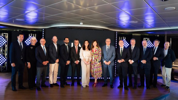 ep el presidente de alma cruceros elisardo sanchez entre otros representantes de autoridades ep el presidente de alma cruceros elisardo sanchez entre otros representantes de autoridades