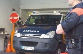 ep furgon policiallos miembrosla manada