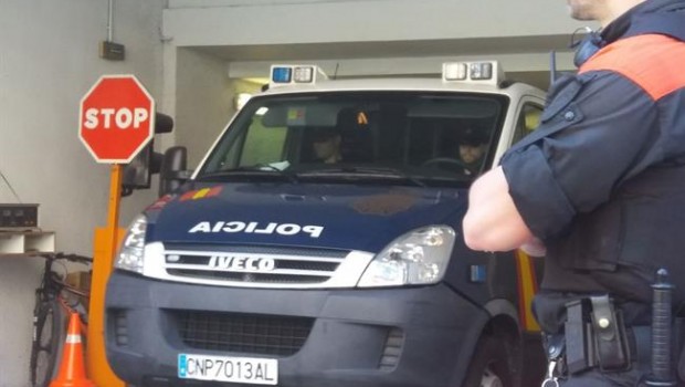 ep furgon policiallos miembrosla manada