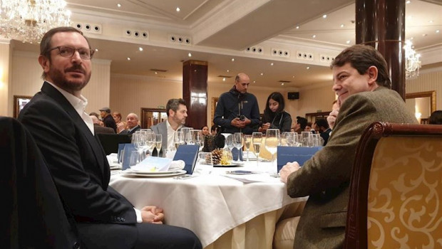 ep javier maroto i junto al presidente del ppcyl alfonso fernandez manueco d en la comidad de