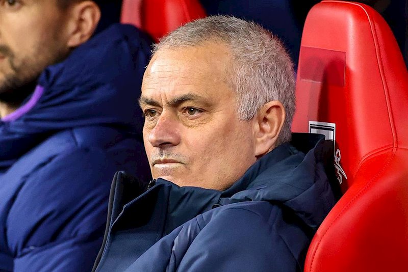 La Roma sube un 21% en bolsa tras el anuncio del fichaje de Mourinho como entrenador