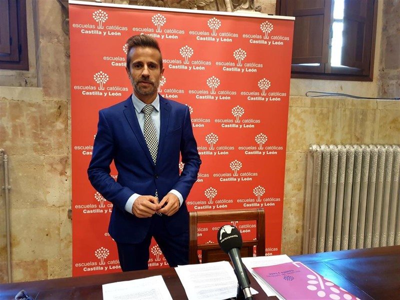 ep leandro roldan responsable regional de escuelas catolicas