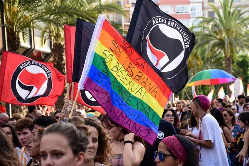 ep manifestacion por el dia del orgullo gay en alicante
