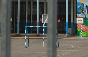 ep patio de uno de los colegios de vitoria cerrados temporalmente