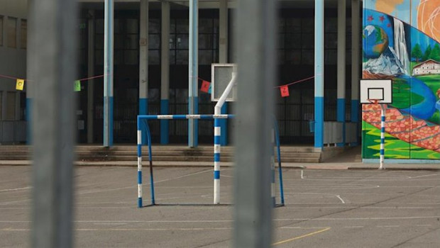 ep patio de uno de los colegios de vitoria cerrados temporalmente
