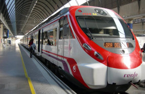 ep un tren de cercanias de la linea c 1 estacionado en santa justa